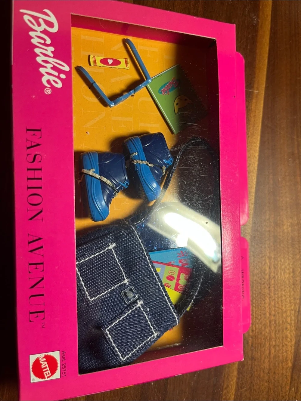 Barbie accessory set